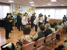 高齢者福祉助成：音楽活動のための楽器助成