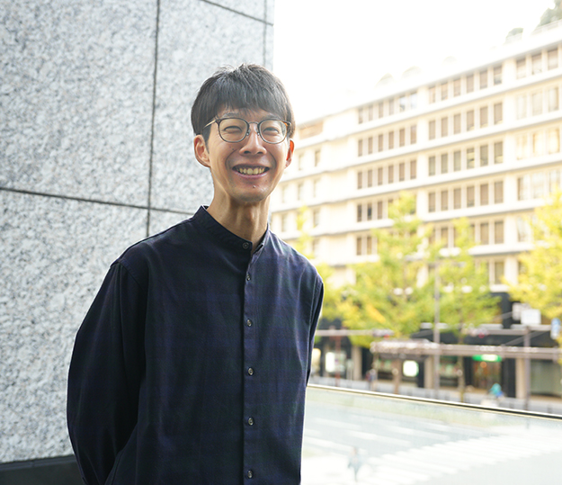 財務部でグループ連結決算と米国事業を担う村松洸太朗氏（連結管理チーム）