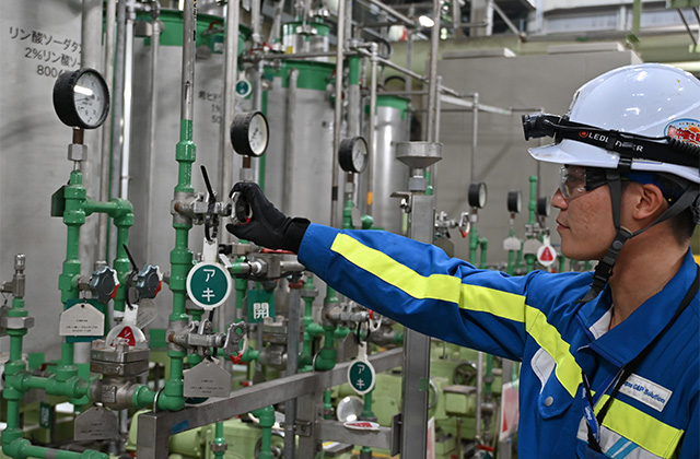 都市ガス製造所・発電所の運転と保全”両輪で支える現場のプロフェッショナルコース”