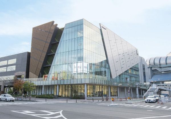hu+gMUSEUM(ハグミュージアム)開館